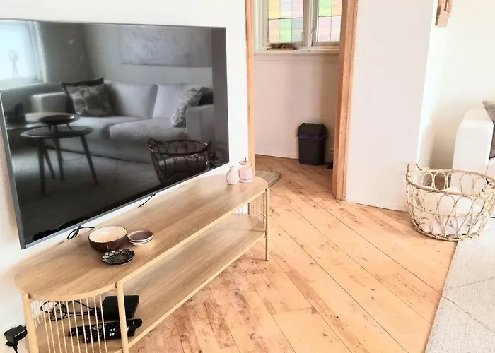 Semesterbostad Sentralt,unikt Lite Bergenshus Med Sjel Pa Fine Nostet! Bergen