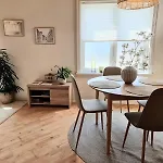 Sentralt,unikt Lite Bergenshus Med Sjel Pa Fine Nostet! Будинок відпочинку Берген