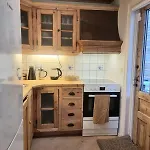 بيت للعطل Sentralt,unikt Lite Bergenshus Med Sjel Pa Fine Nostet!