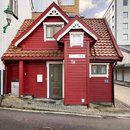 Sentralt,unikt Lite Bergenshus Med Sjel Pa Fine Nostet! Будинок відпочинку *