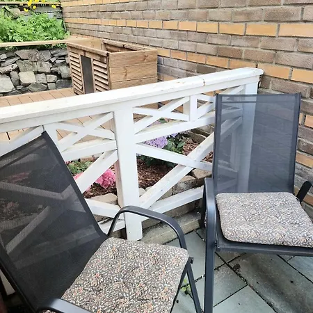 Sentralt,unikt Lite Bergenshus Med Sjel Pa Fine Nostet! * ברגן