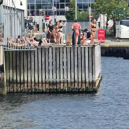 Будинок відпочинку Sentralt,unikt Lite Bergenshus Med Sjel Pa Fine Nostet! *