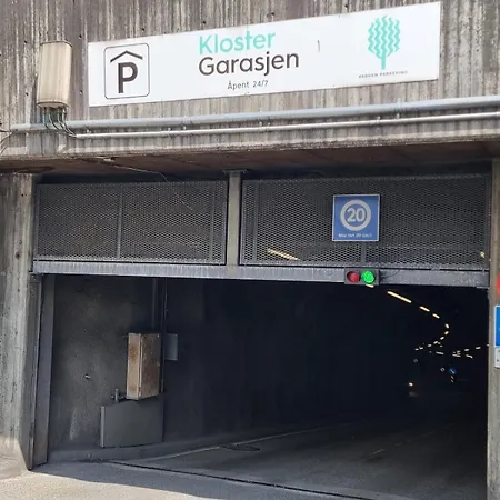 Sentralt,unikt Lite Bergenshus Med Sjel Pa Fine Nostet!