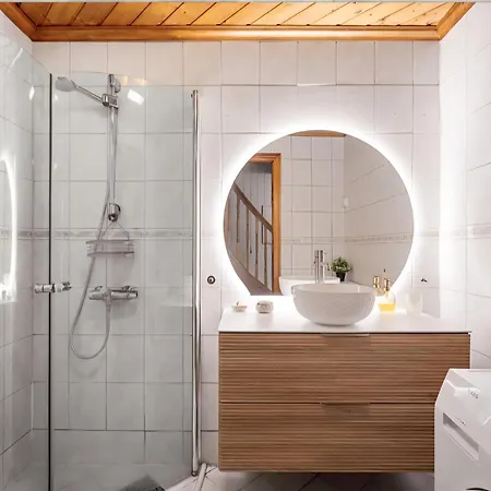 Sentralt,unikt Lite Bergenshus Med Sjel Pa Fine Nostet! Casa vacanze *