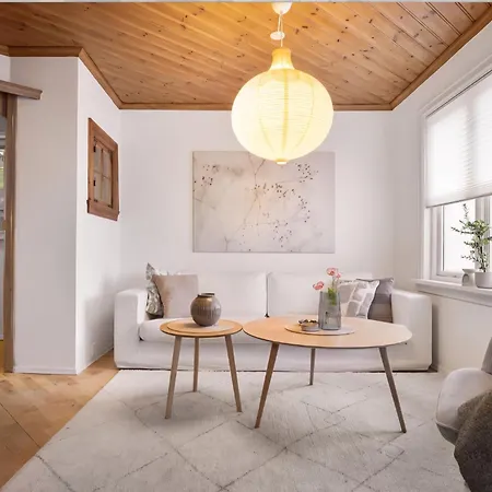 Сasa de vacaciones Sentralt,unikt Lite Bergenshus Med Sjel Pa Fine Nostet!