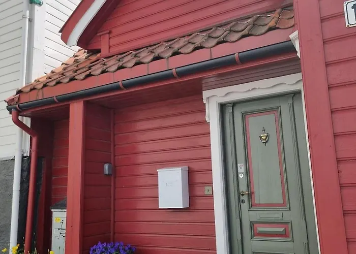 Sentralt,unikt Lite Bergenshus Med Sjel Pa Fine Nostet! 度假居 *