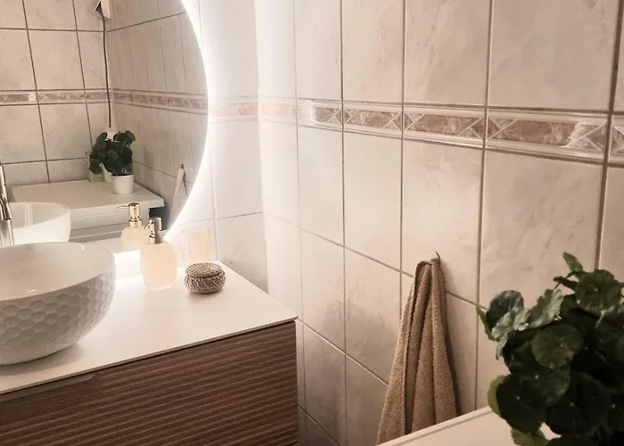 Sentralt,unikt Lite Bergenshus Med Sjel Pa Fine Nostet! Vakantiehuis