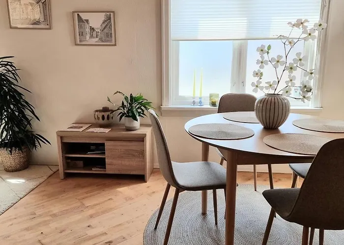 Sentralt,unikt Lite Bergenshus Med Sjel Pa Fine Nostet! 度假居 卑爾根