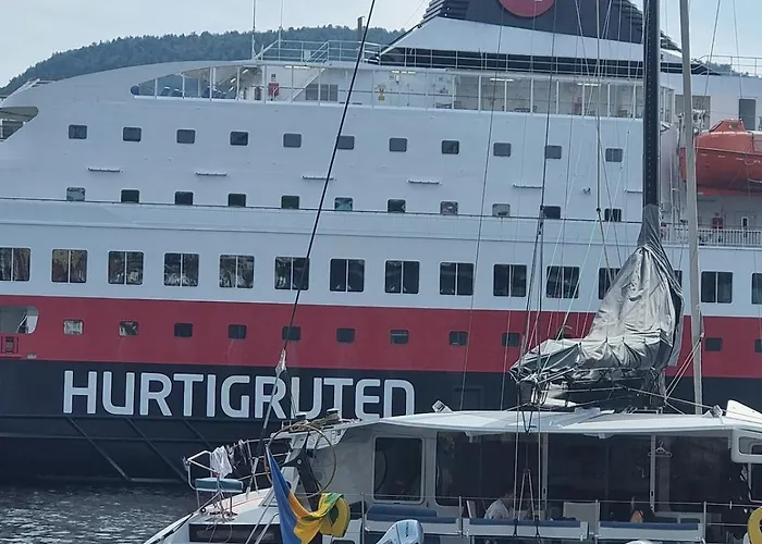 Sentralt,unikt Lite Bergenshus Med Sjel Pa Fine Nostet! Сasa de vacaciones *