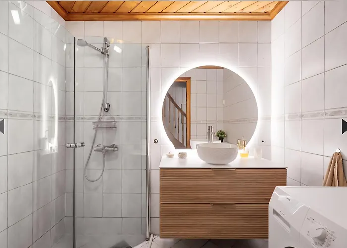 Sentralt,unikt Lite Bergenshus Med Sjel Pa Fine Nostet! Сasa de vacaciones *